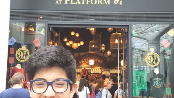 38 Londres - The Harry Potter Shop at Platform 9 34